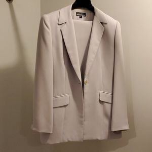 Womens Single Breasted Business Suit